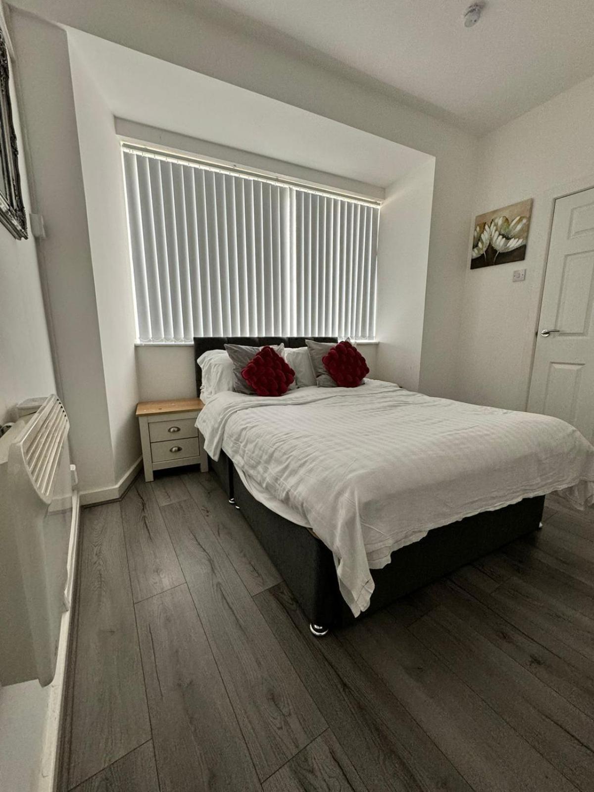 The Belmont Suite Sasco Apartments 블랙풀 객실 사진